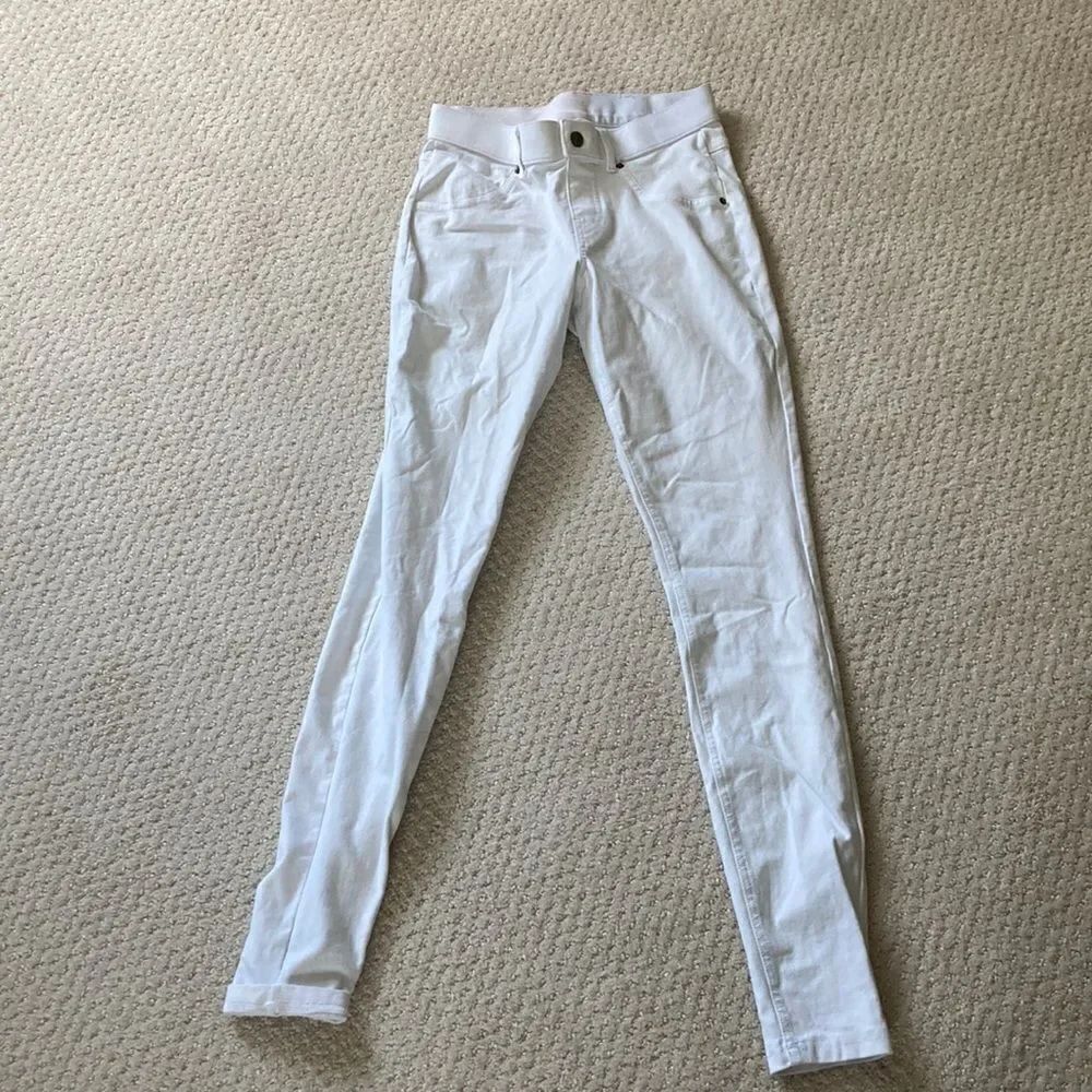 White jeans 